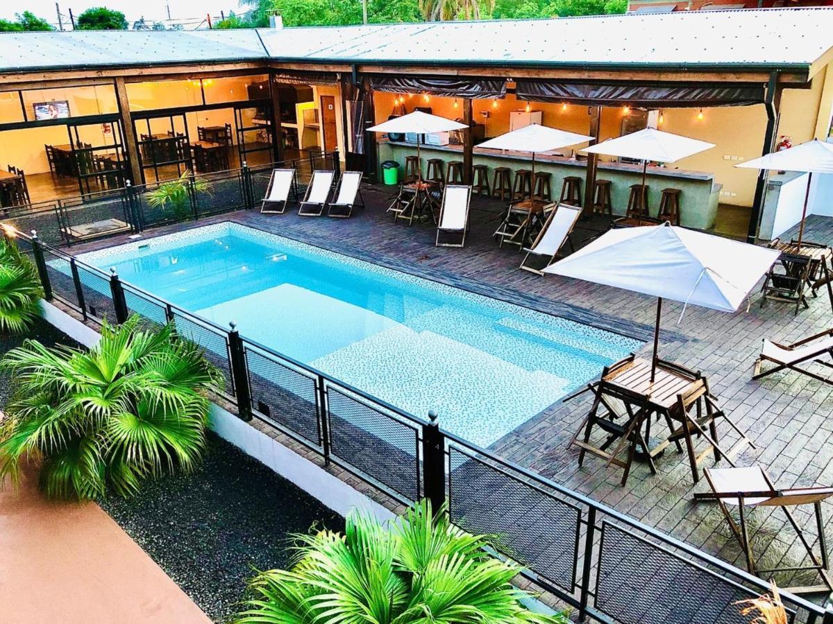 Hotel Alma Pura Puerto Iguazú Buitenkant foto