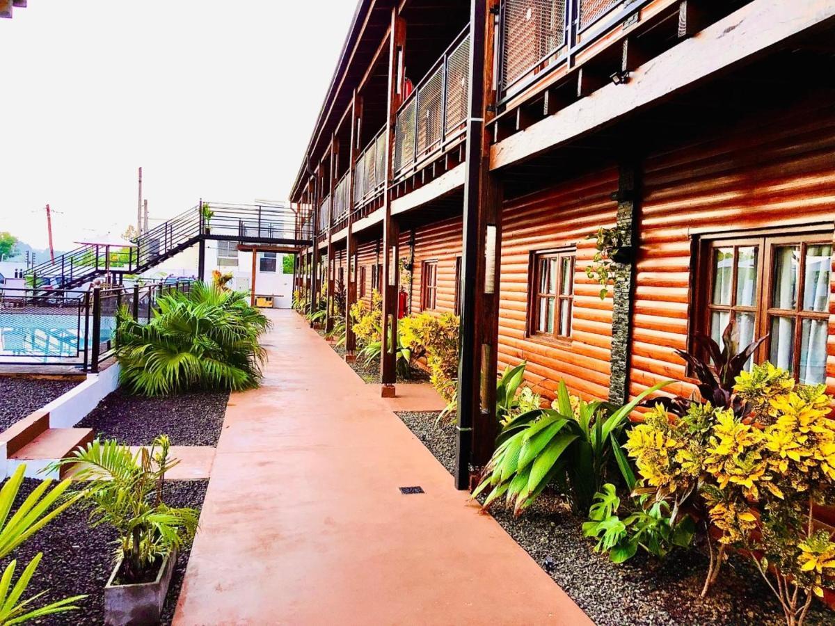 Hotel Alma Pura Puerto Iguazú Buitenkant foto