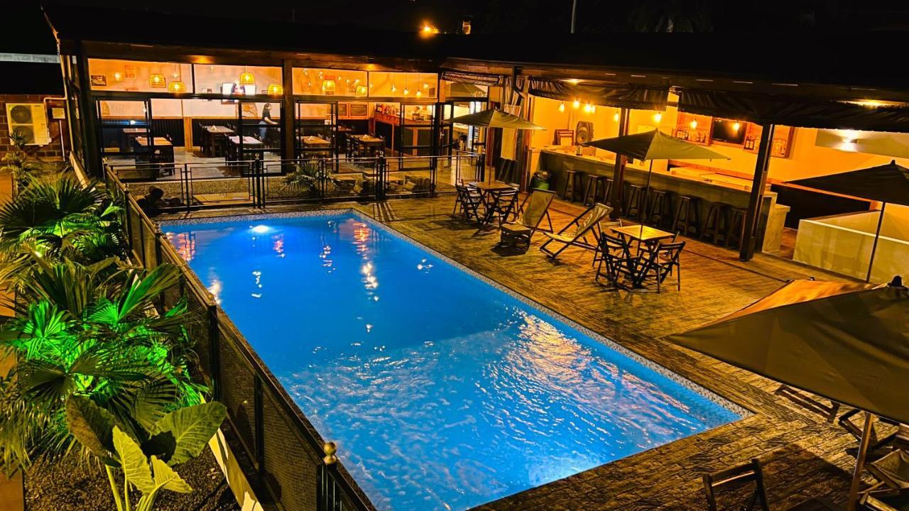 Hotel Alma Pura Puerto Iguazú Buitenkant foto