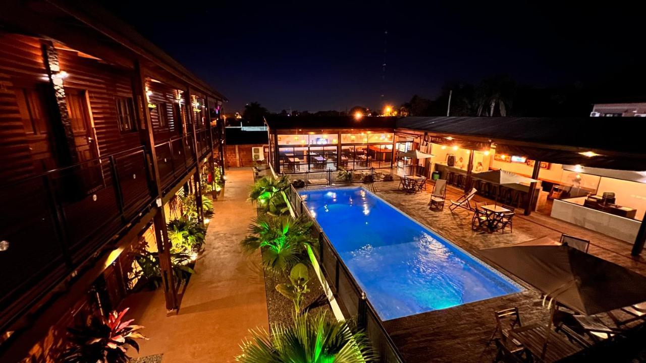 Hotel Alma Pura Puerto Iguazú Buitenkant foto